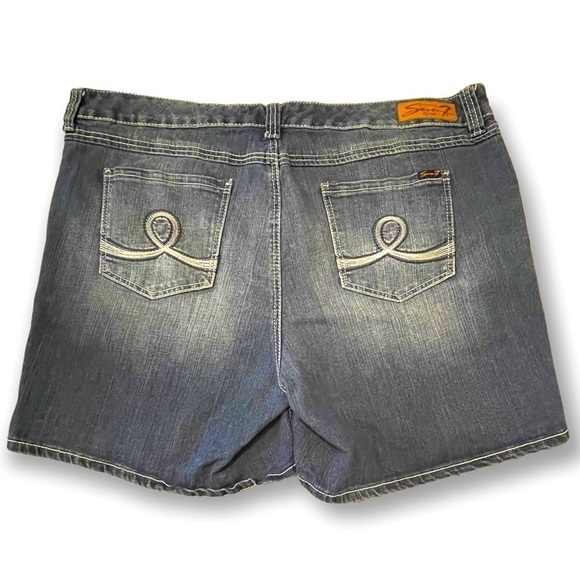 SEVEN7 Size 24 Stonewashed Blue Denim Shorts - Picture 2 of 6